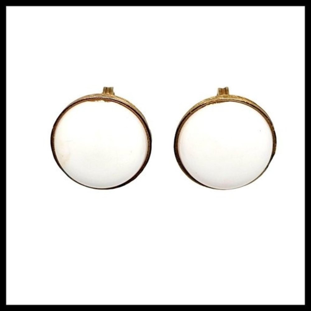 Vintage Monet Gold Tone White Acrylic Domed Round Clip On‎ Fashion Earrings